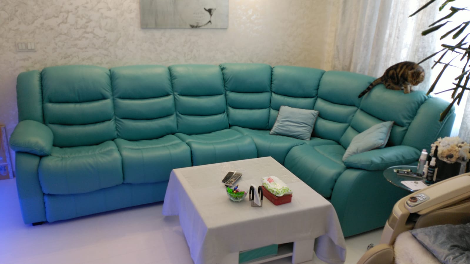 Перетяжка дивана на дому. Подпорожье