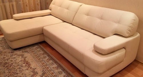 Обивка углового дивана.  Подпорожье